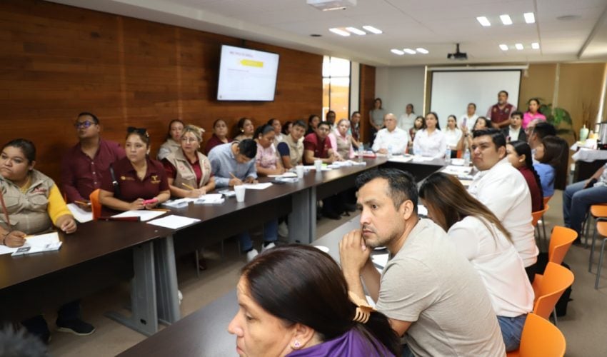 CAPACITA SST A PROMOTORES DE BIENESTAR CONTRA EL DENGUE
