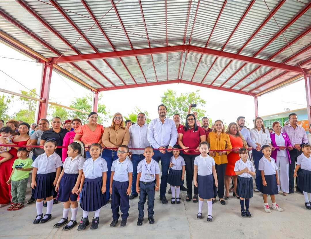 Inauguró Carlos Peña Ortiz Techumbre del Jardín de Niños Federico Froebel