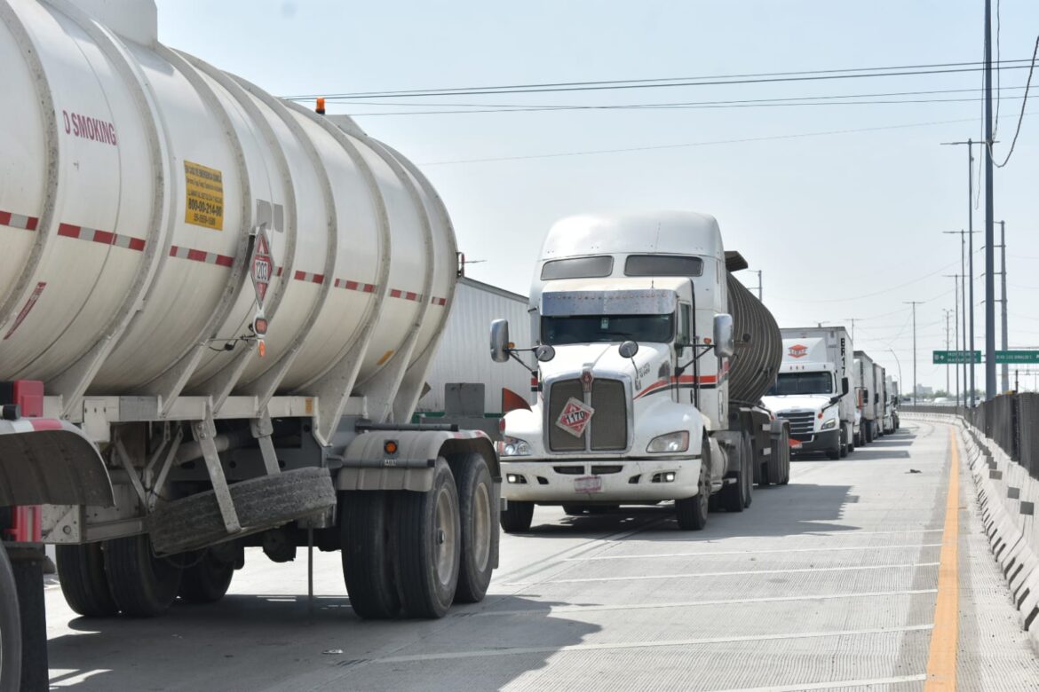 Restablecen servicio de sistema digital en el puente internacional Reynosa-Pharr