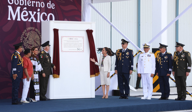 En Quintana Roo, presidenta Sheinbaum conmemora el 110 aniversario de la Fuerza Aérea Mexicana e inaugura la Base Aérea Militar No.20