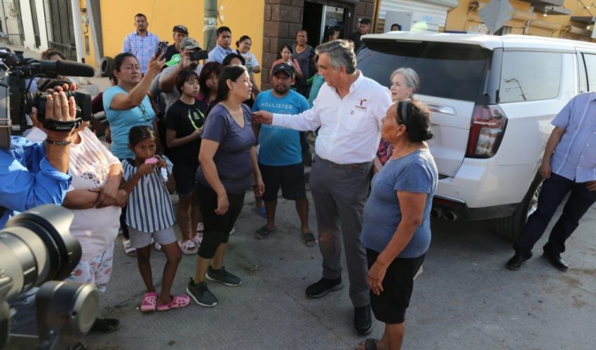 “NO ESTÁN SOLOS“: RECORRE AMÉRICO COLONIAS DE REYNOSA AFECTADAS POR LAS LLUVIAS.
