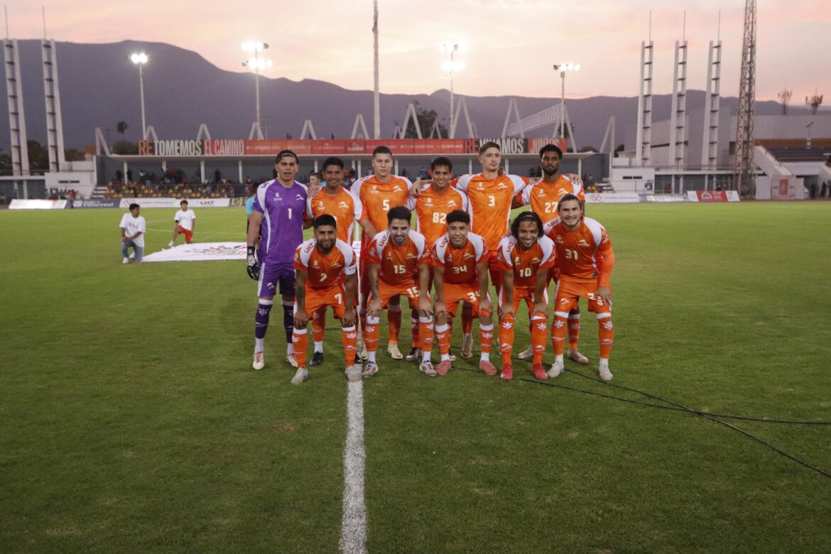 Correcaminos vence 2-0 al líder Atlante