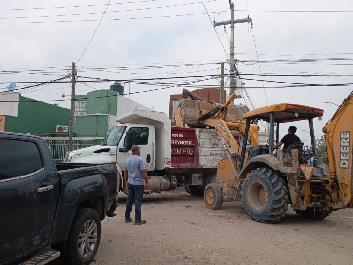 Permanente trabajo del Gobierno de Carlos Peña Ortiz en colonias de Reynosa.