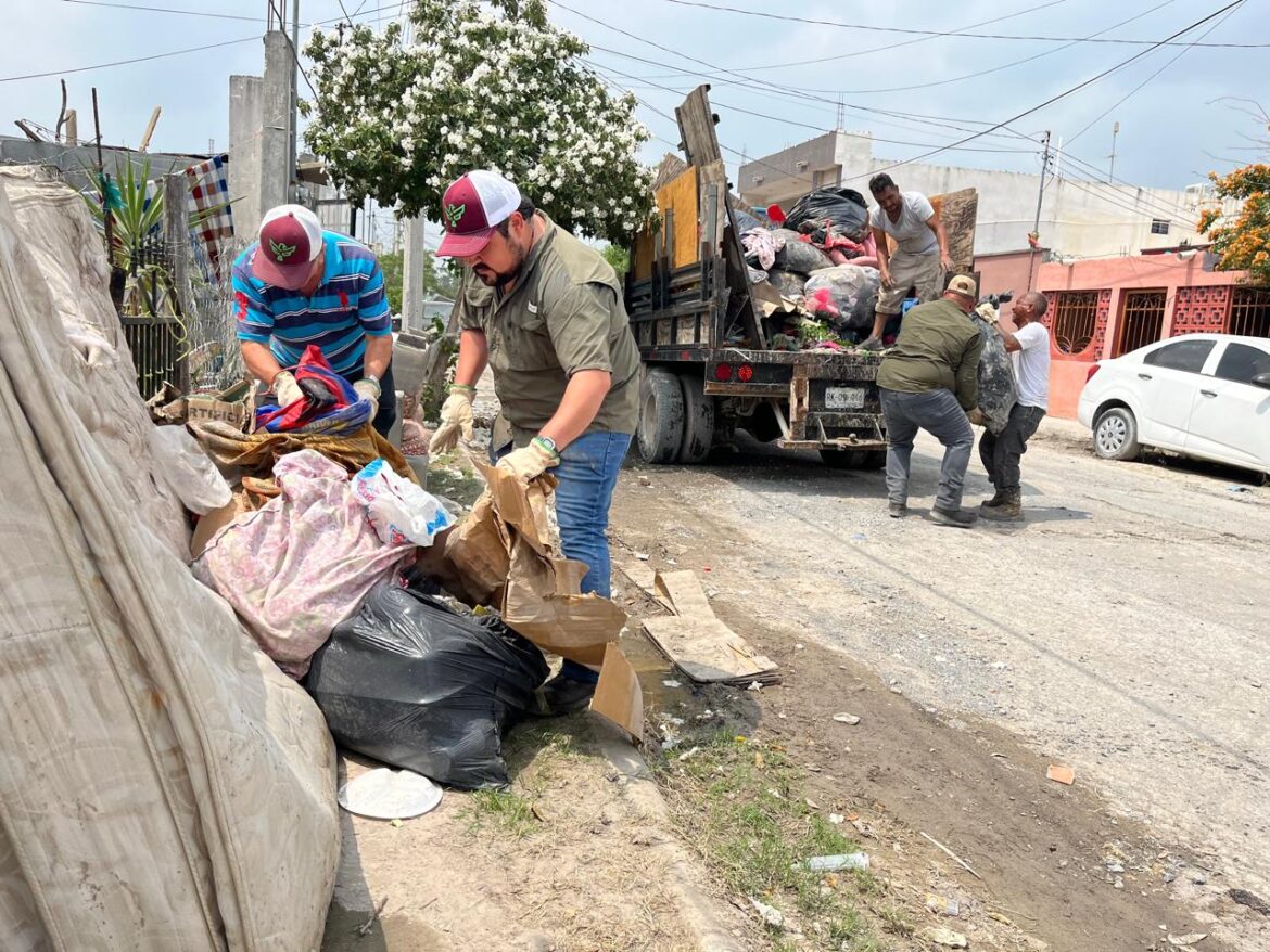 Agilizó Alcalde Carlos Peña Ortiz acciones de limpieza y descacharrización en colonias.