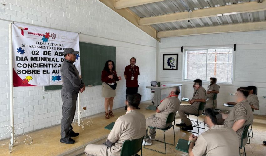 CONCIENTIZAN A PPLS DE CEDES ALTAMIRA SOBRE TRASTORNOS DEL ESPECTRO AUTISTA.