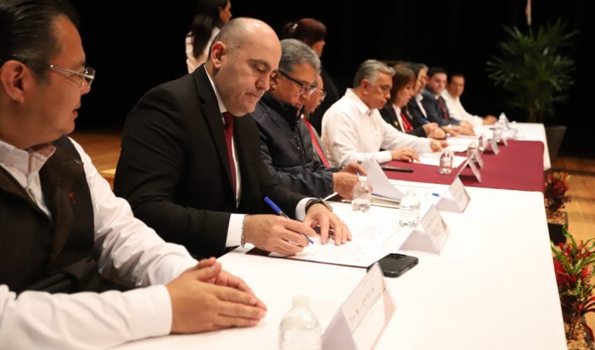 CAPACITARÁ UTTN A DOCENTES DEL ITACE EN SEMICONDUCTORES Y MICROELECTRÓNICA.
