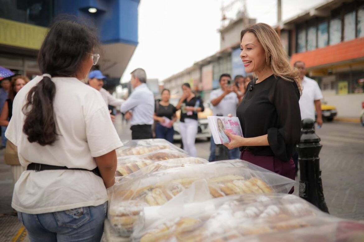 En Reynosa, Tania Contreras López fortalece su campaña.