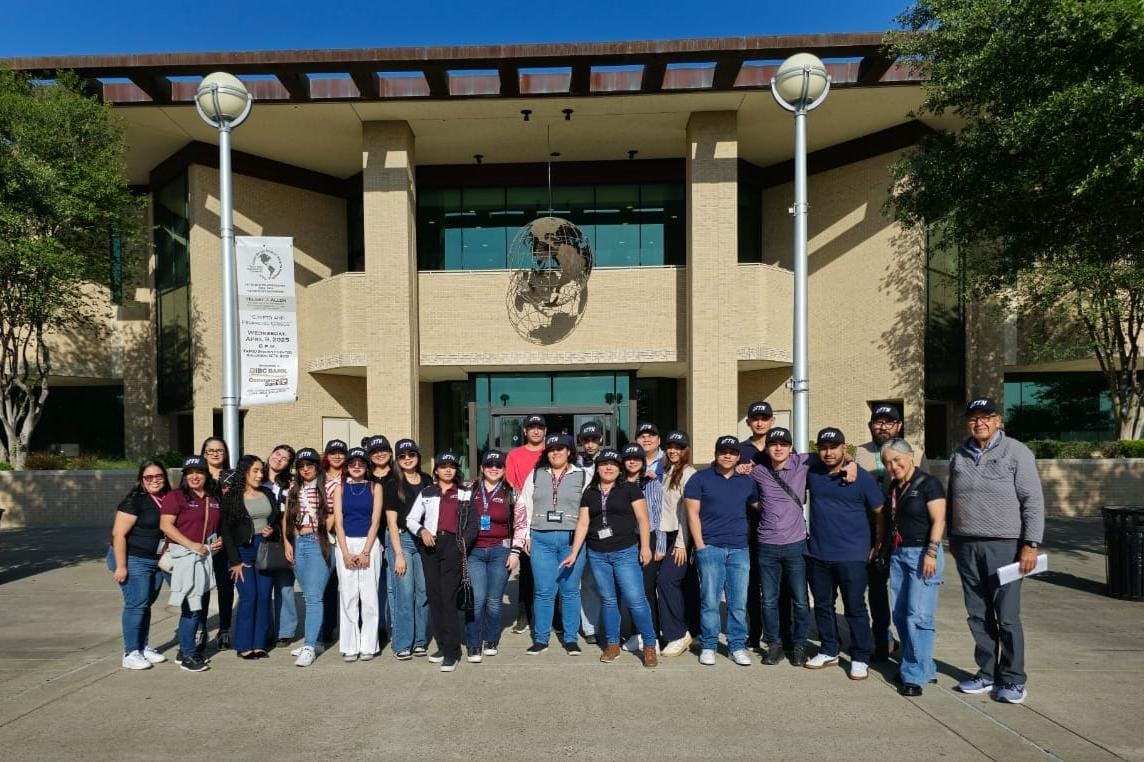 Participaron alumnos y docentes de la UTTN en 29ª Conferencia Anual de Comercio del Hemisferio Occidental