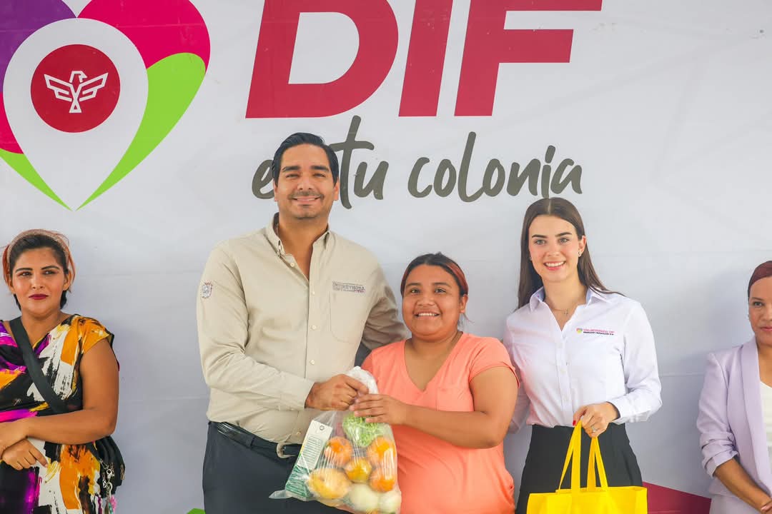 Atendió el Presidente Municipal Carlos Peña Ortiz a familias de Pirámides.