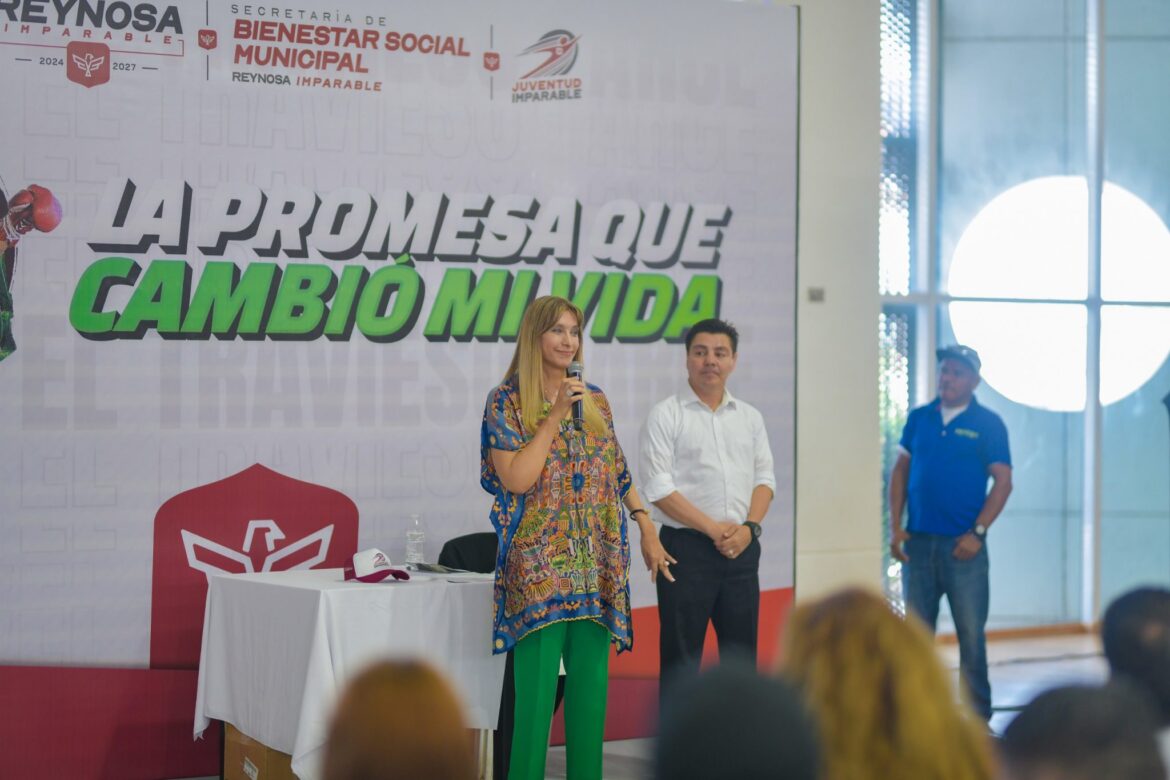 Festejó Gobierno de Carlos Peña Ortiz a 3 Mil estudiante.