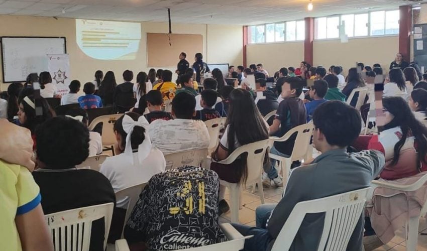 PREVIENEN CONDUCTAS VIOLENTAS Y ADICCIONES EN ESTUDIANTES DE LA FRONTERA.