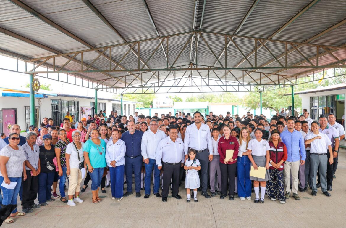 Construye Gobierno de Carlos Peña Ortiz aula escolar en Telesecundaria de Lampacitos