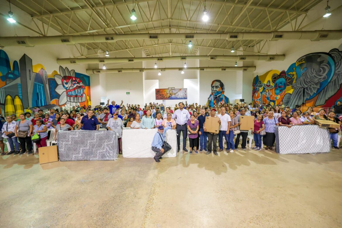 Entregó Alcalde Carlos Peña Ortiz ayuda humanitaria en Reynosa