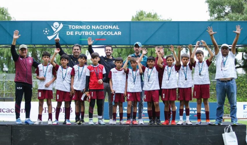LOGRA ESCUELA VICTORENSE CAMPEONATO NACIONAL DE FÚTBOL.