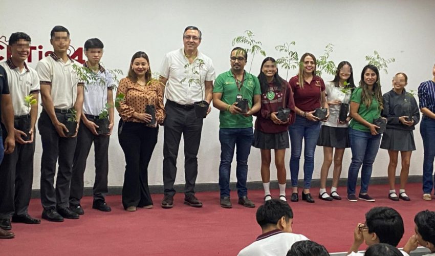 FOMENTAN CONCIENCIA AMBIENTAL EN ALUMNOS DEL CBTIS 24.