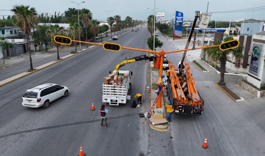 AVANZA MODERNIZACIÓN EN LA CAPITAL DE TAMAULIPAS; RED SEMAFÓRICA REGISTRA 50 % DE AVANCE.