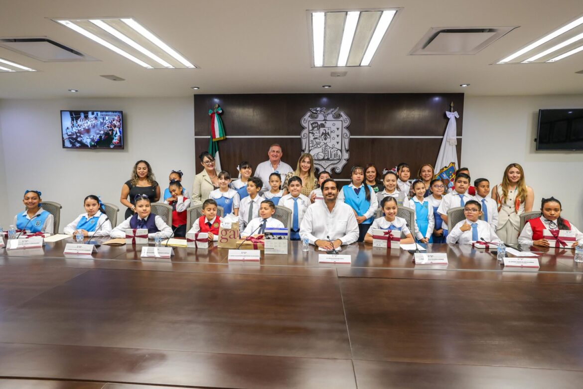 Sesionó Cabildo Infantil de Reynosa 2025 con el Alcalde Carlos Peña Ortiz.