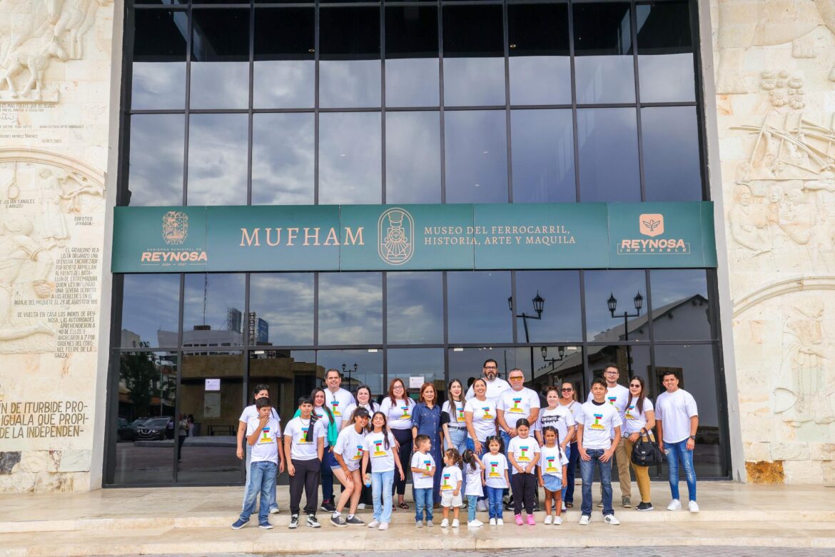 Visitaron integrantes del Colegio de Arquitectos, en familia, el Museo del Ferrocarril, MUFHAM, de Reynosa.