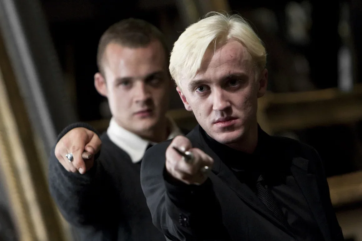 El actor de “Harry Potter” Tom Felton volverá a interpretar a Draco Malfoy, esta vez en el teatro