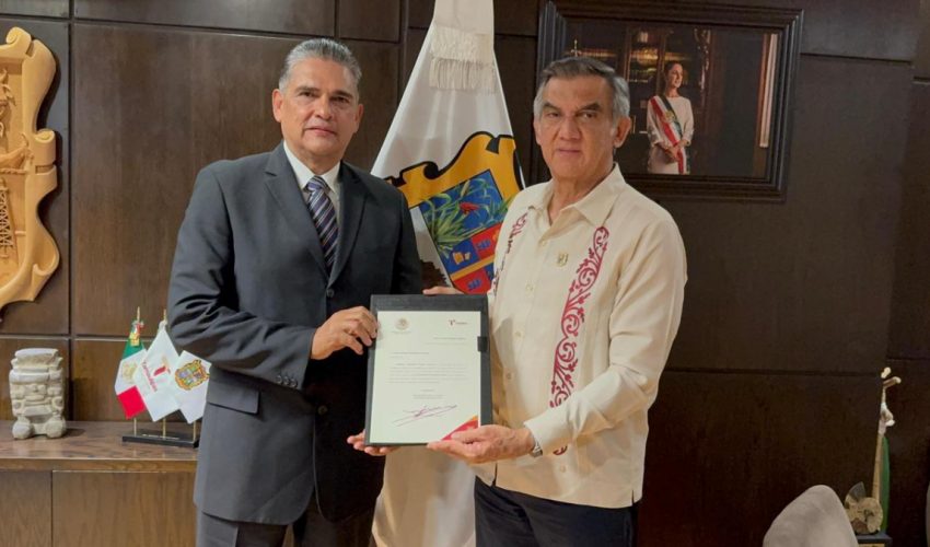 ENTREGA GOBERNADOR NOMBRAMIENTO A NUEVO SECRETARIO DE SEGURIDAD DE TAMAULIPAS