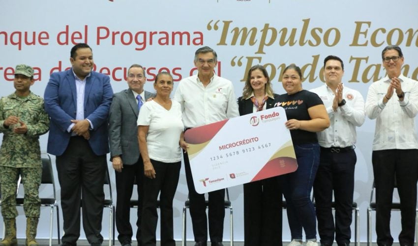 “EL DESARROLLO DEBE LLEGAR A TODAS PARTES”: AMÉRICO VILLARREAL ENTREGA APOYOS A EMPRENDEDORES POR MÁS DE 33 MDP