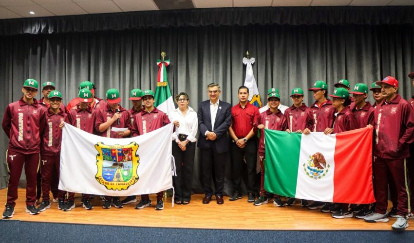 ABANDERÓ GOBERNADOR AMÉRICO VILLARREAL A BEISBOLISTAS TAMAULIPECOS RUMBO A TORNEO LATINOAMERICANO