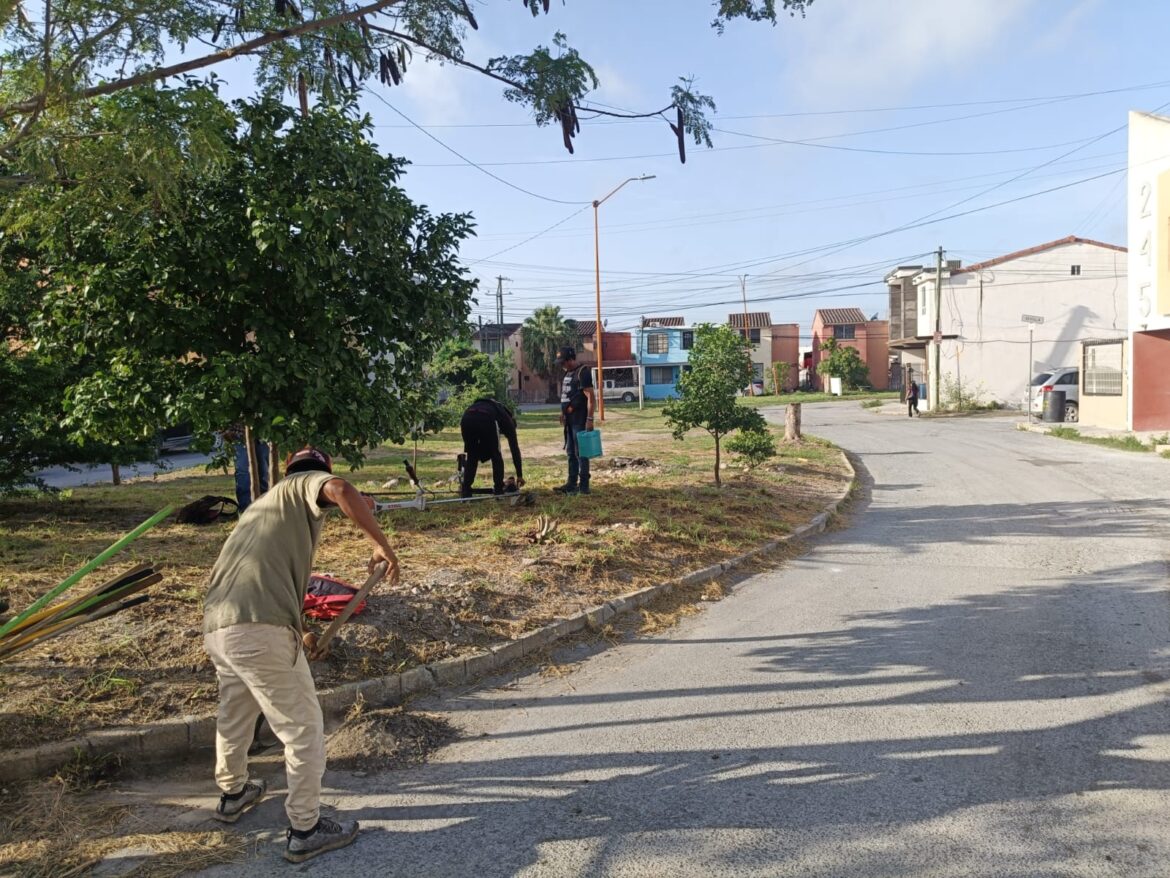 Imparable limpieza urbana en Reynosa.