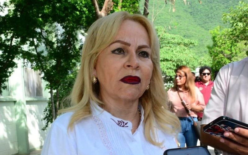 Becas disminuirán deserción escolar en Educación Básica.