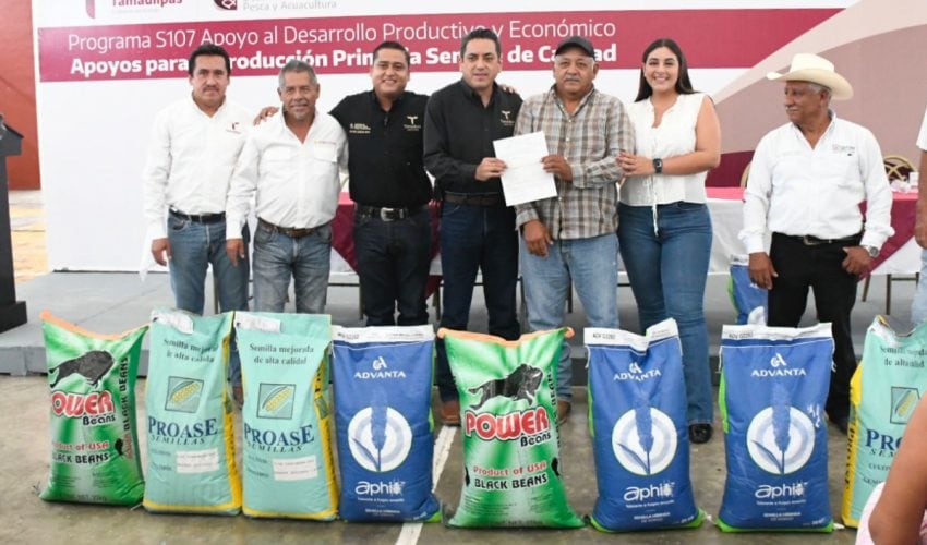 Entregan más de 62 toneladas de semilla en apoyo a productores de Abasolo y Soto la Marina.