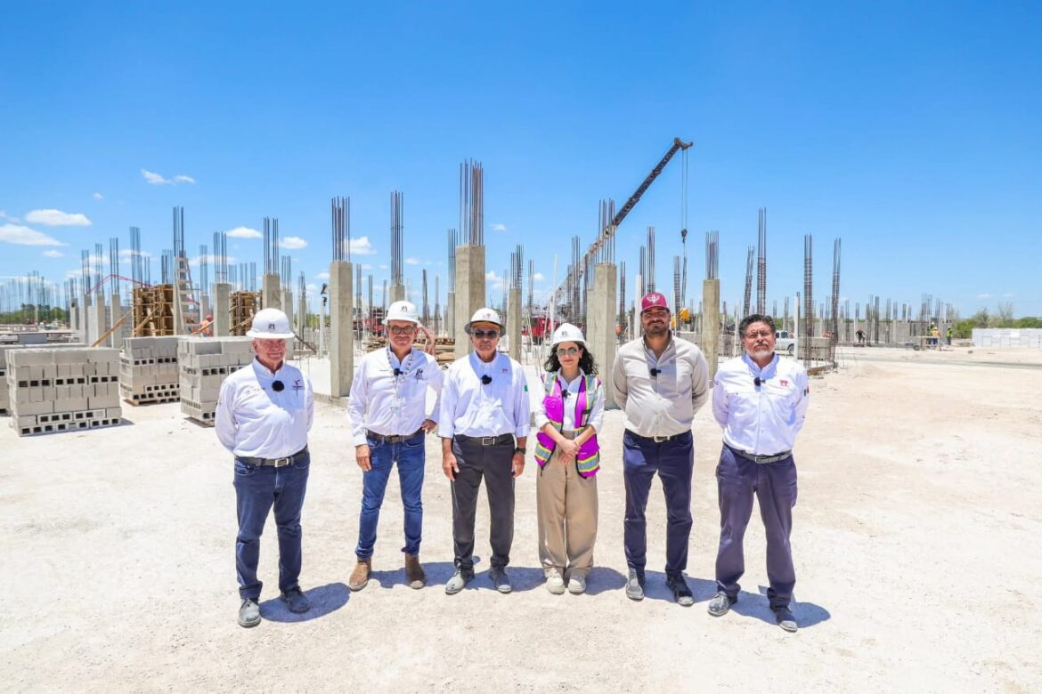 Apoya política social de Claudia Sheinbaum Pardo y Carlos Peña Ortiz a familias reynosenses.