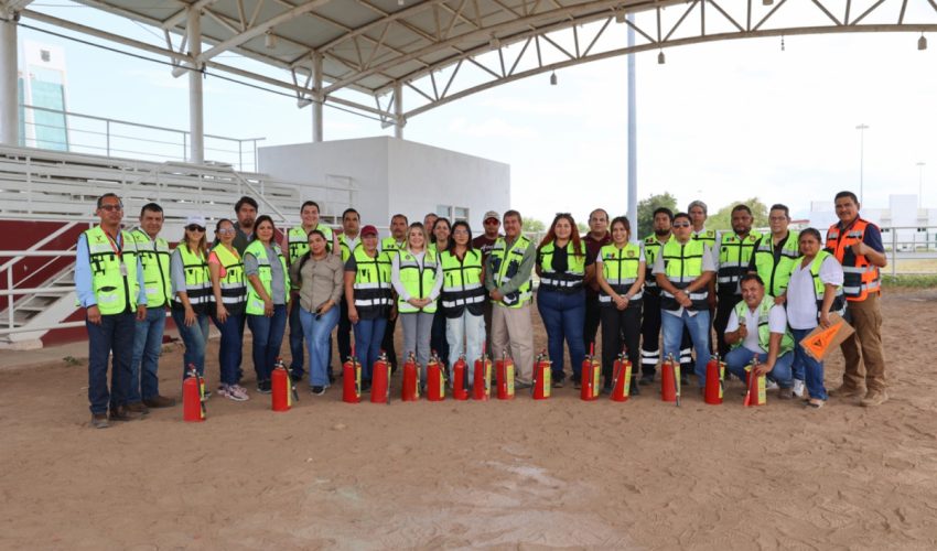 CAPACITAN A BRIGADISTAS DE LA TORRE BICENTENARIO EN MEDIDAS DE SEGURIDAD.
