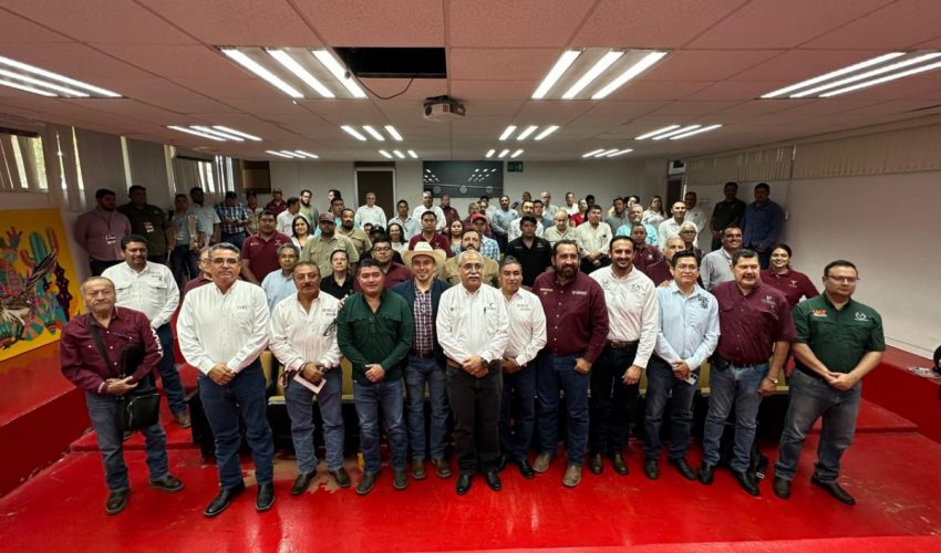 CAPACITAN A PERSONAL TÉCNICO EN DETECCIÓN Y CONTROL DEL GUSANO BARRENADOR