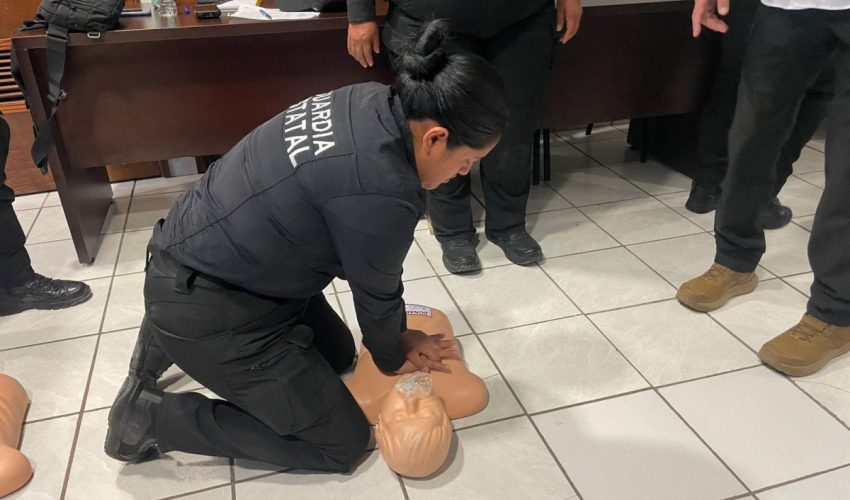 RECIBE GUARDIA ESTATAL DE GÉNERO DEL MUNICIPIO DE EL MANTE CAPACITACIÓN EN PRIMEROS AUXILIOS BÁSICOS