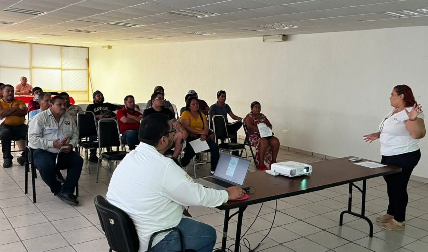 CAPACITA SUBSECRETARÍA DE TRANSPORTE PÚBLICO A OPERADORES DE PLATAFORMAS DIGITALES PARA SU REGISTRO OFICIAL