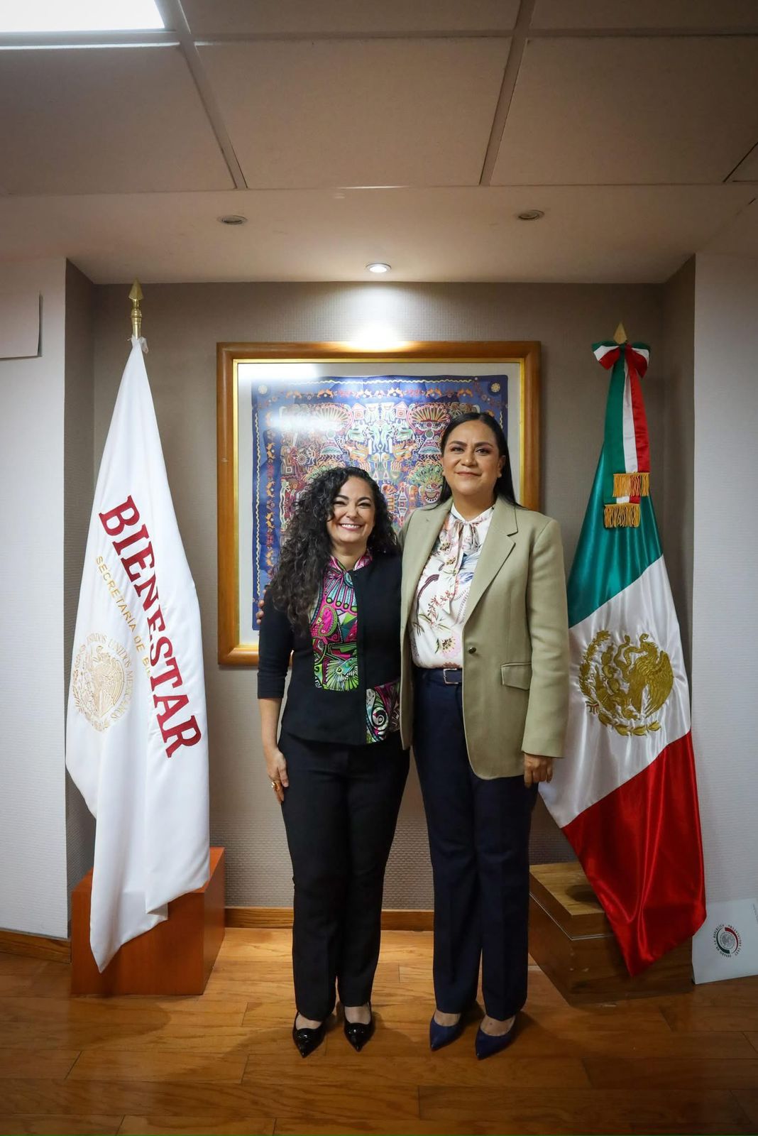 Olga Sosa de la comisión de Bienestar del Senado, sostienen reunión con Ariadna Montiel para fortalecer la política de bienestar del gobierno federal.