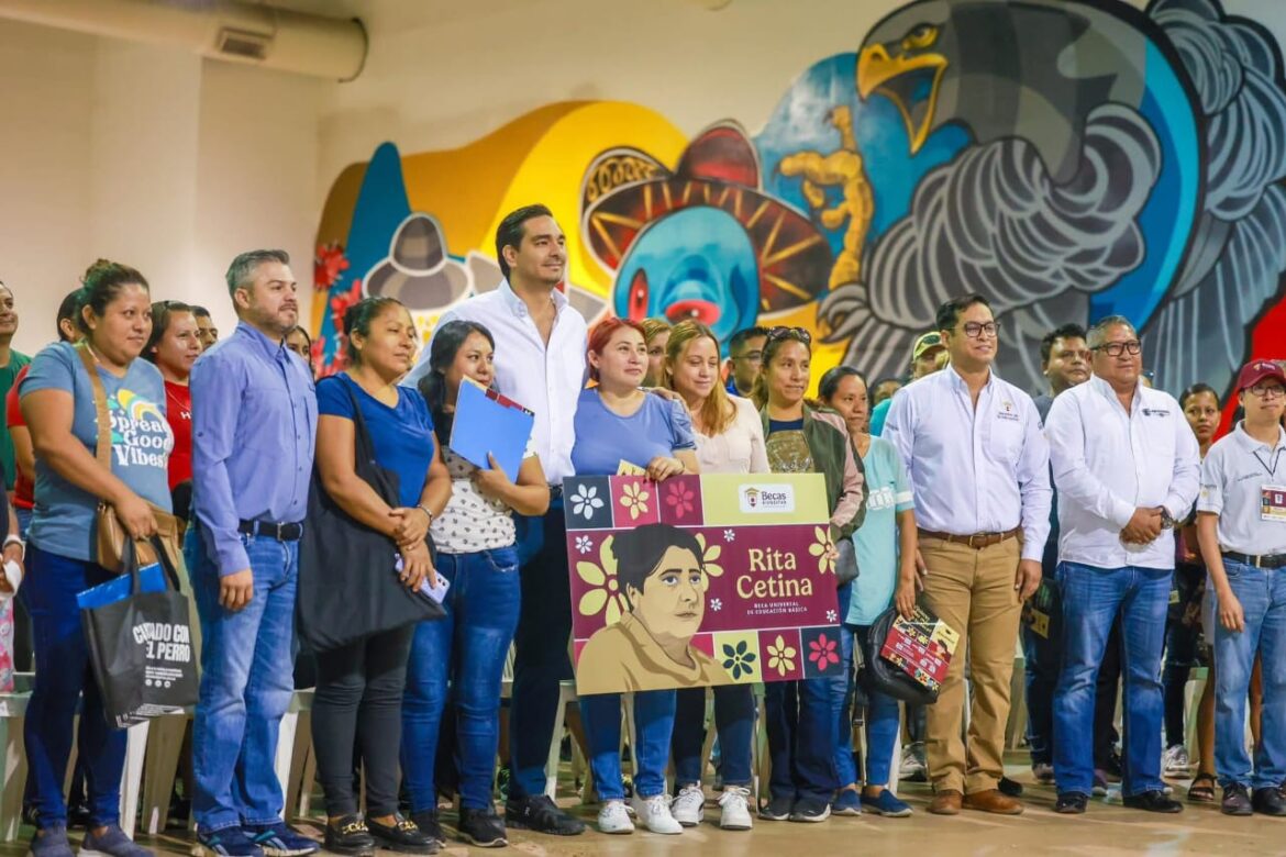 Entregaron Gobiernos de Claudia Sheinbaum Pardo y Carlos Peña Ortiz, Becas de Educación Básica.