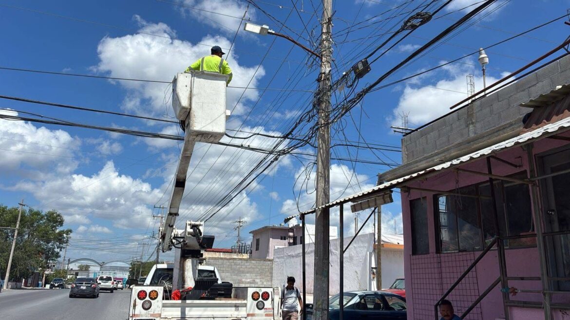 Mejora Servicios Públicos iluminación en Jarachina Norte