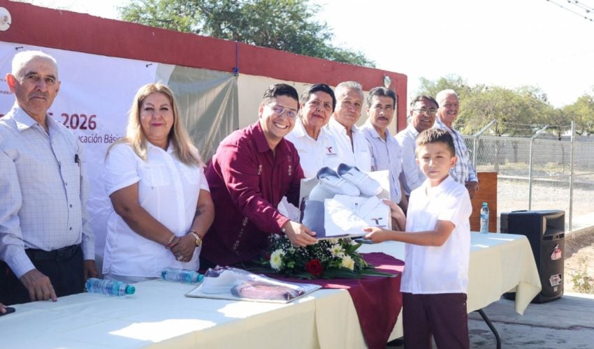 INAUGURA DIRECTOR DEL INJUVE CICLO ESCOLAR 2025-2026 EN LA ESCUELA “REDENCIÓN DEL CAMPESINO” MUNICIPIO DE BUSTAMANTE