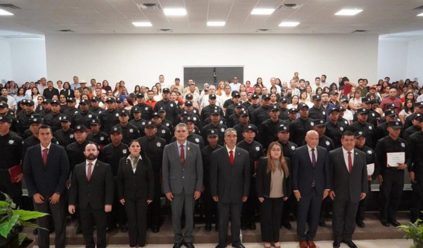 Se gradúan 83 cadetes del Curso de Formación Inicial para Guardia Estatal en la USJT.