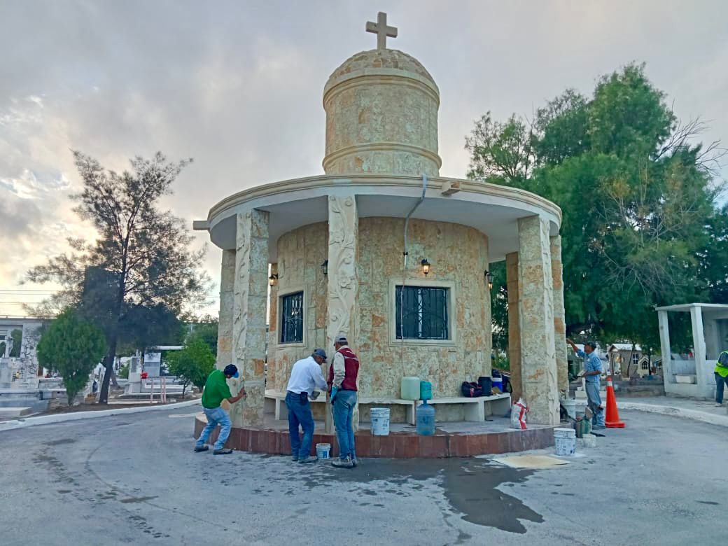 Ofrece Carlos Peña Ortiz Panteones Municipales de Reynosa, listos para recibir a las familias