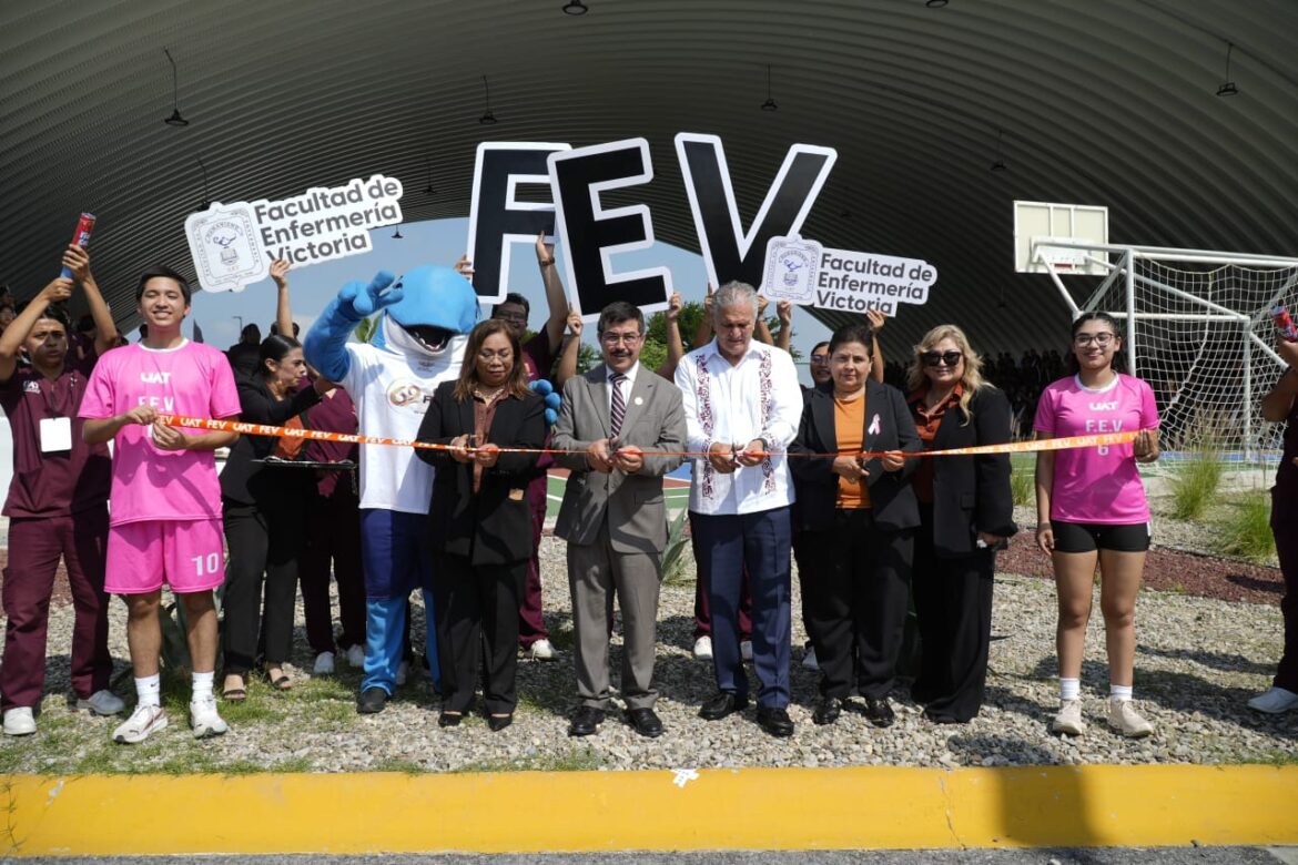 Inaugura rector Congreso Internacional de la Facultad de Enfermería Victoria.