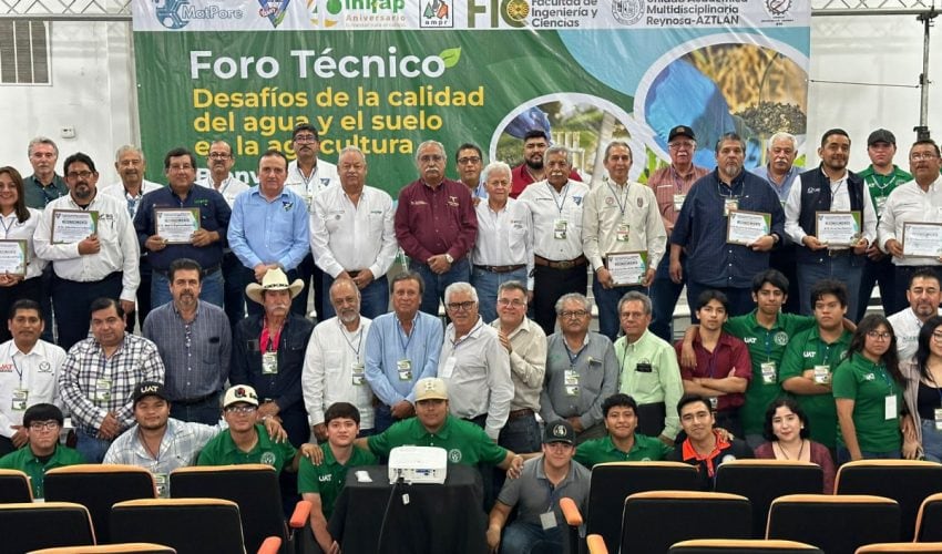 Realizan foro técnico sobre calidad del agua y suelo en la agricultura en Río Bravo.