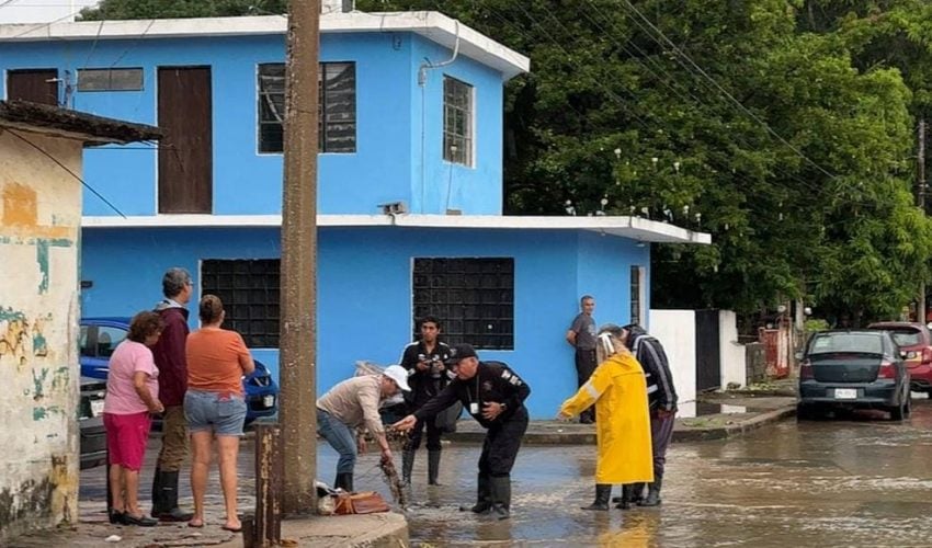 Apoyó Guardia Estatal con traslado a personas en la zona sur.