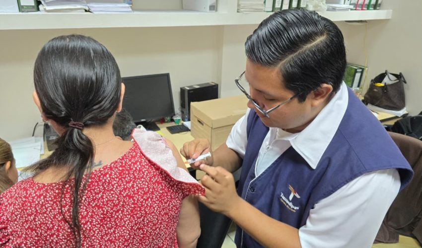 Inicia SST Campaña de Vacunación para la Temporada Invernal.