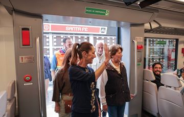 Recorrido a bordo del Tren México-Toluca “El Insurgente”.