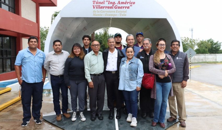 Acerca Obras Públicas a estudiantes la ingeniería aplicada en una de las carreteras más estratégicas de Tamaulipas.
