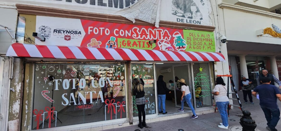 ¡No te pierdas la oportunidad de tomarte una foto ¡GRATIS!con Santa!.