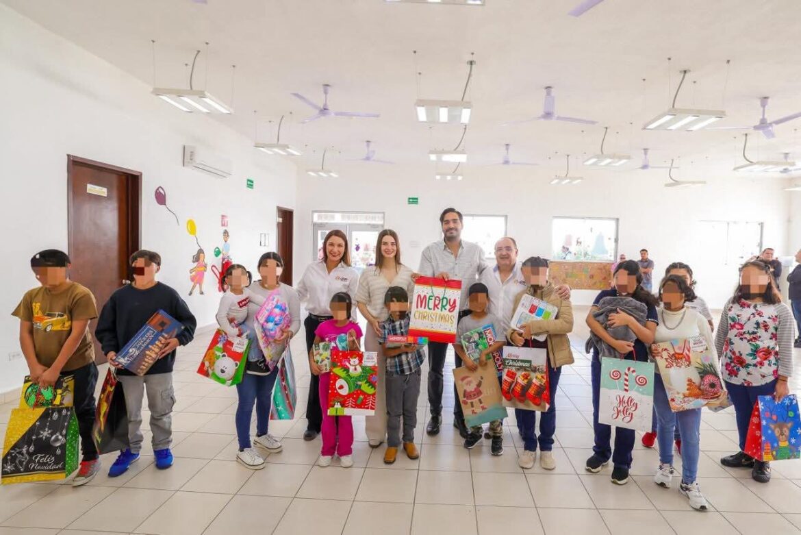 Llevaron Carlos y Alejandra regalos con Posadas Navideñas a colonias de Reynosa.