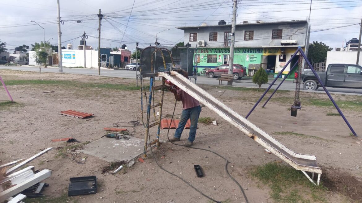Embellece Gobierno del Alcalde Carlos Peña Ortiz plazas públicas de Reynosa.