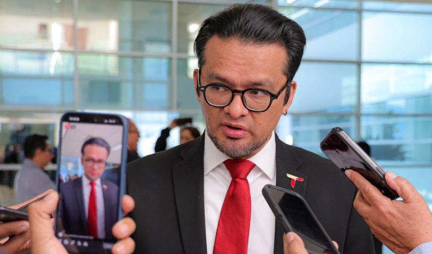 SEDENER y Grupo Jaguar impulsarán becas a estudiantes tamaulipecos.